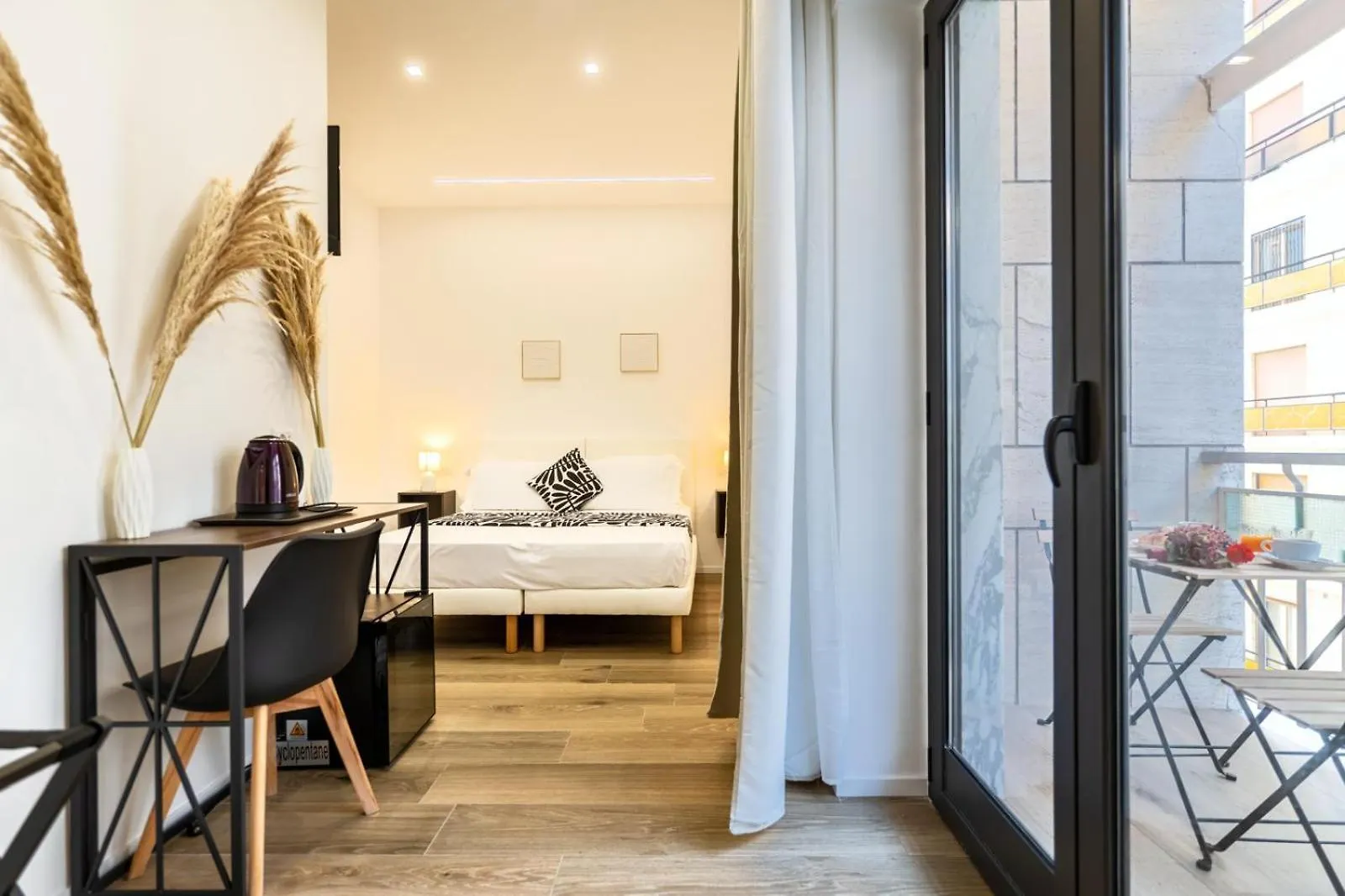 Dimora Fralu Hotel Bari 0*,  Italy