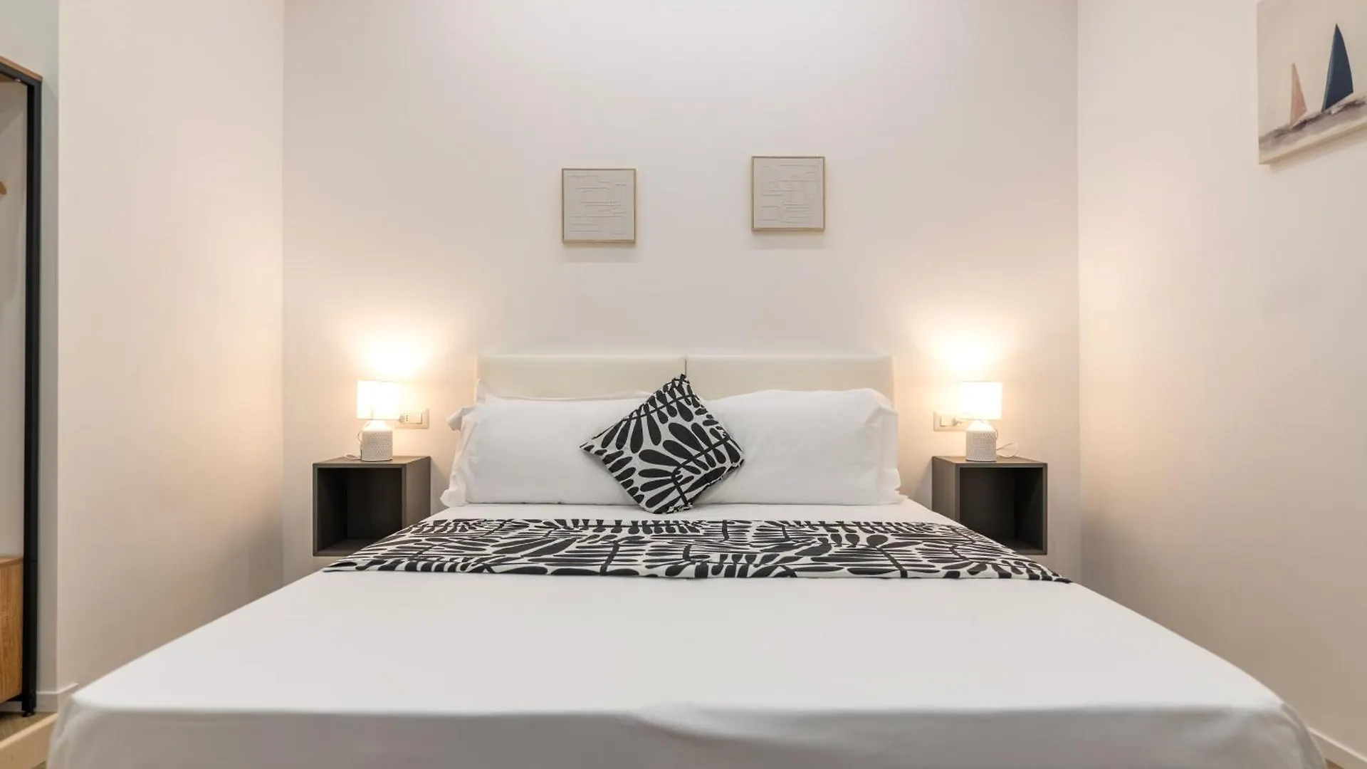 Dimora Fralu Hotel Bari 0*,  Italy